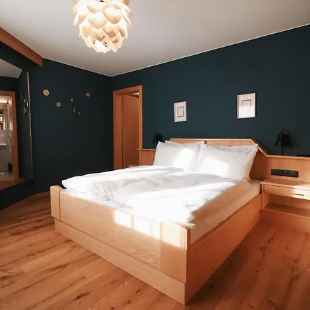 Aparthotel Appartementhaus Arnika 3*