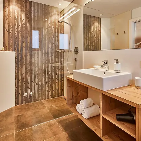 Aparthotel Appartementhaus Arnika 3*